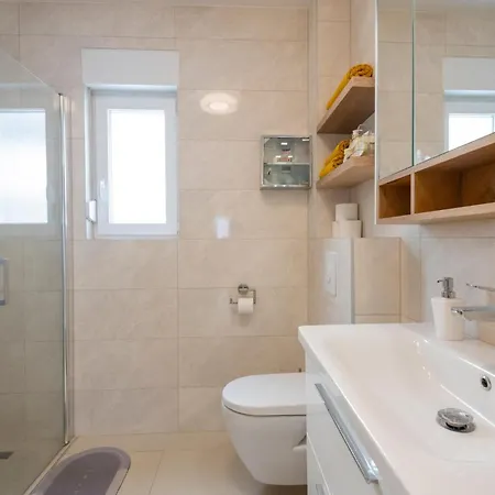 Holiday home 2 Bedroom Cozy In